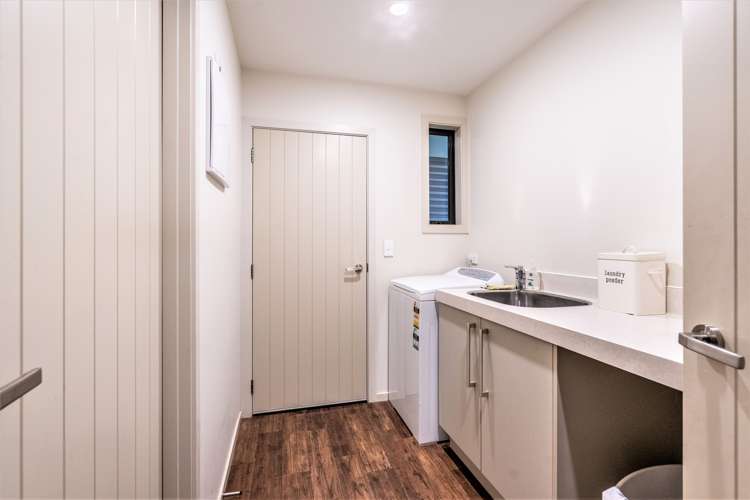 130 Ivy Lane Winton Surrounds_17