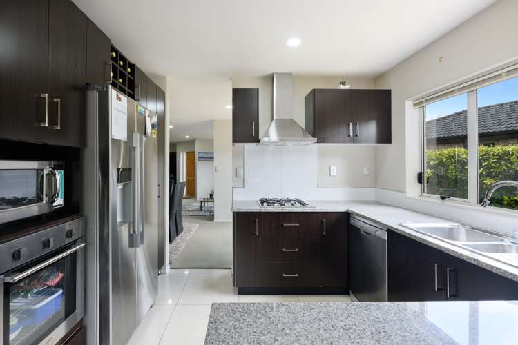 8 Riverglade Parkway Te Atatu South_18