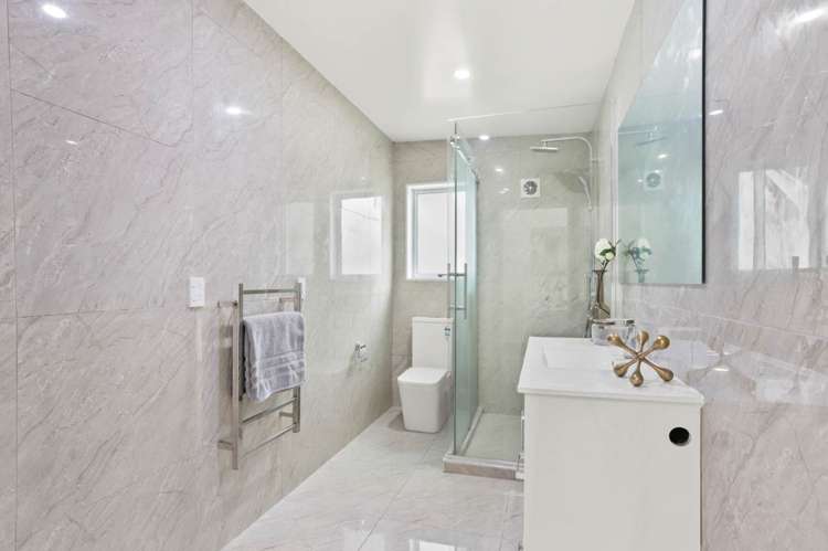 10 Maybelle Place Kelston_16