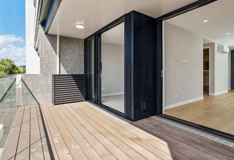 1-04/9-11 Walmer Road Pt Chevalier_2