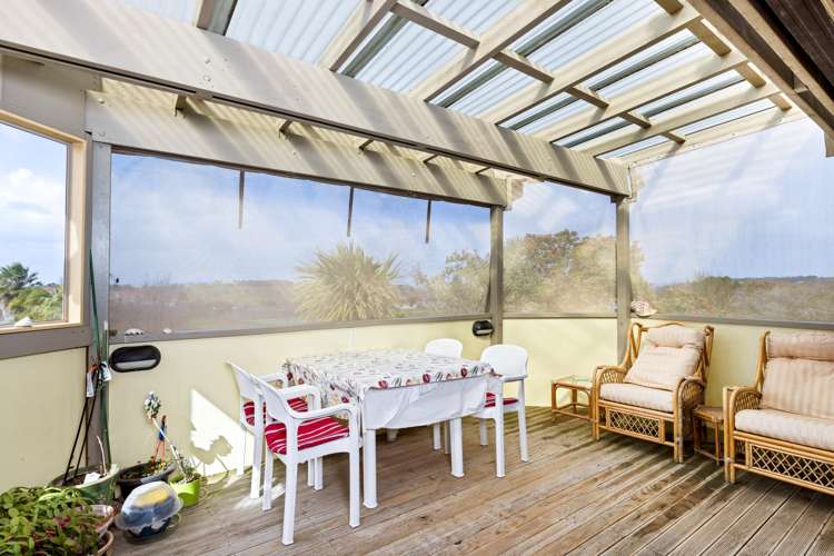 53 Alec Craig Way Gulf Harbour_2