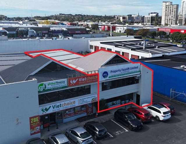 High-Profile Trade Retail Premises