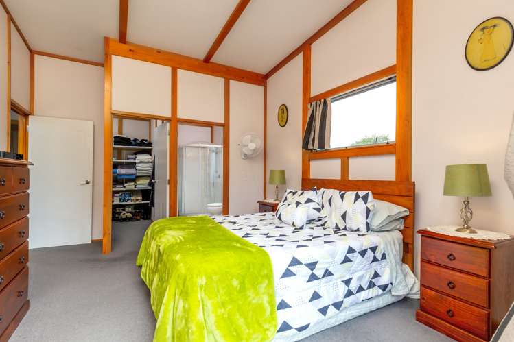 29c Dillons Point Road Islington_16