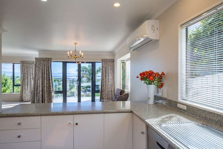 1 Yateley Place Richmond_5