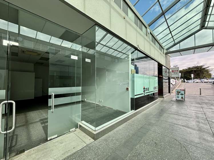 4/62-78 Hurstmere Road Takapuna_4