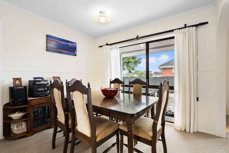 2/11 Cambourne Road Papatoetoe_4