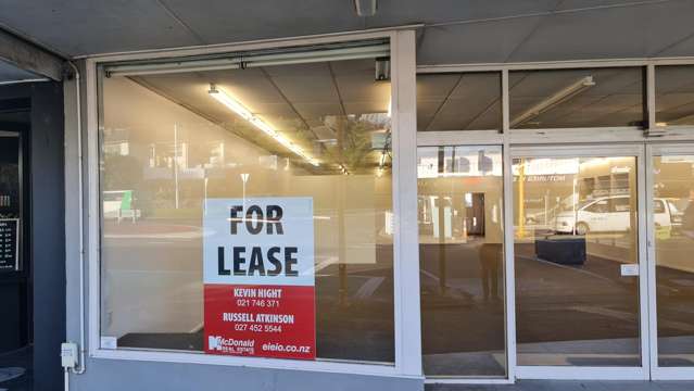 Retail shop in Moturoa