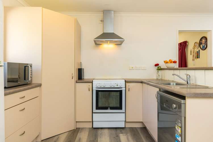 1 Whitby Close Waikawa_12