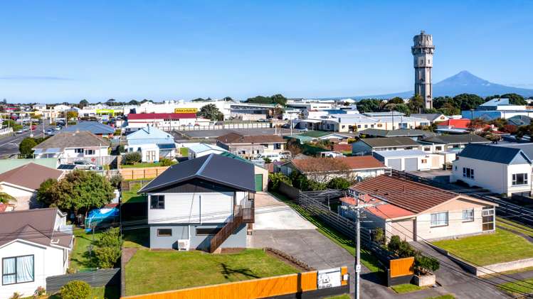 35 Collins Street Hawera_33