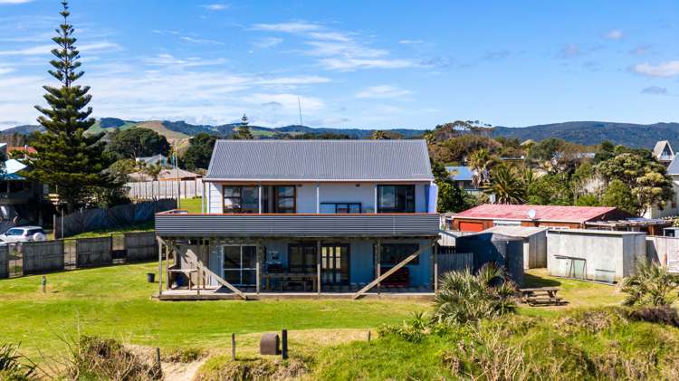 27 Kaka Street Ahipara_4