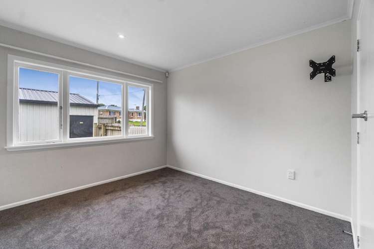 13 Freyberg Crescent 1771_6