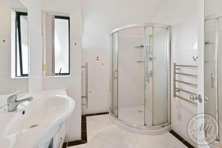 1 Capistrano Mews Goodwood Heights_14