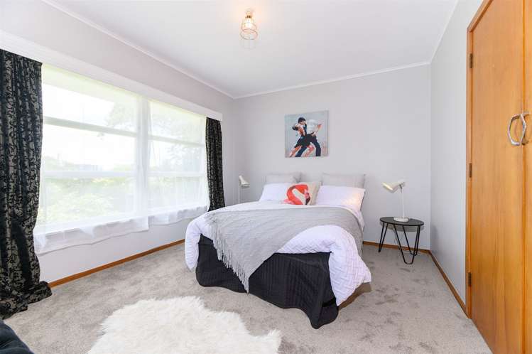 2/11 Lenihan Street Northcote_3