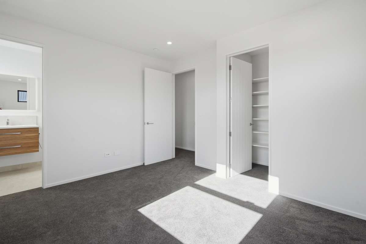91 Ed Hillary Drive_5
