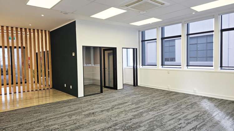 Suite 3, L1/17 Grey Street_0