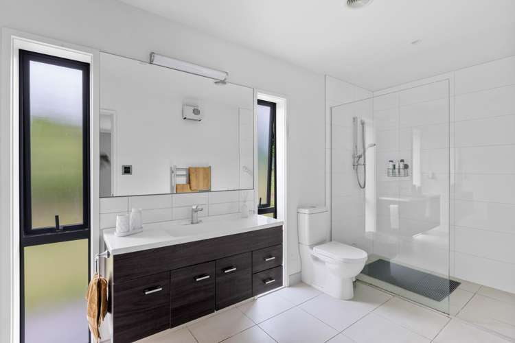 7 Pebble Brook Road Wainui_11