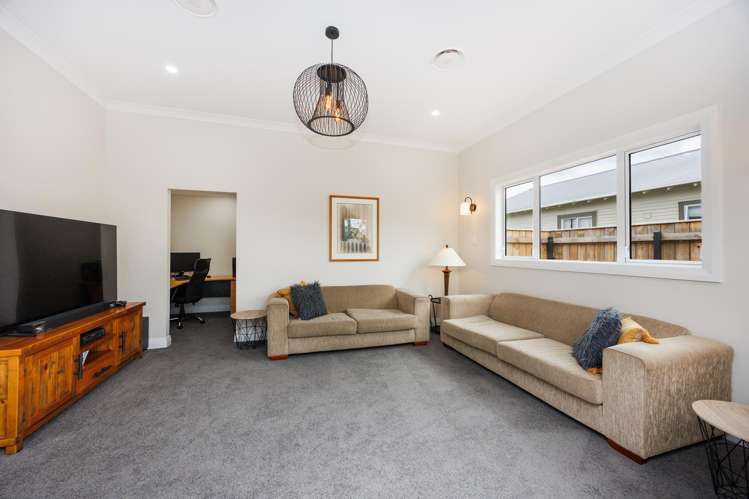 7 Pirie Street Palmerston North Central_8