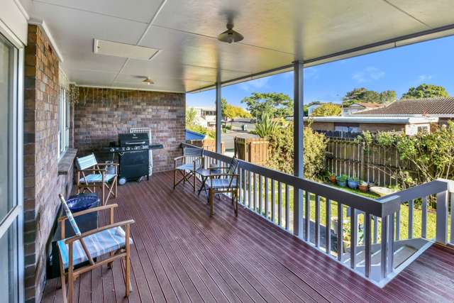 6 Moor Park Wattle Downs_2