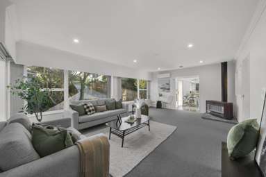 53 Cyclarama Crescent_2