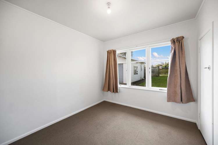 84 Knighton Road 1076_13
