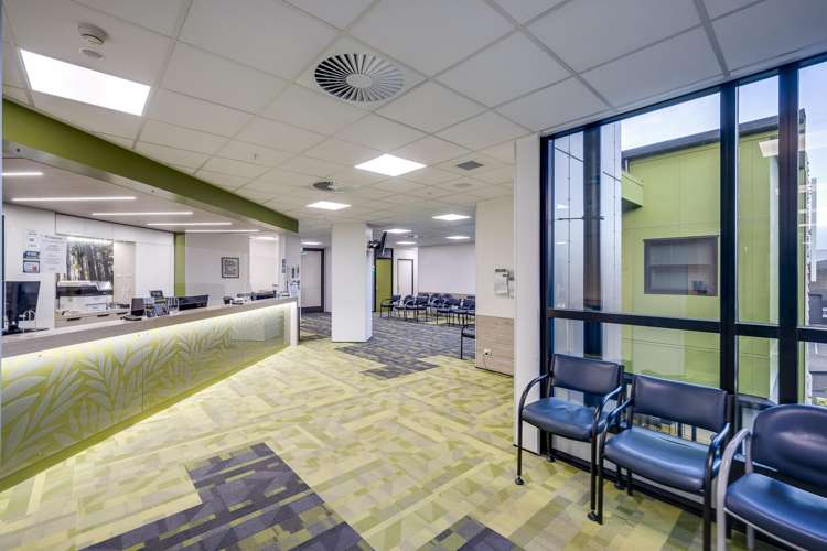 406-410 King Street North Hastings_15