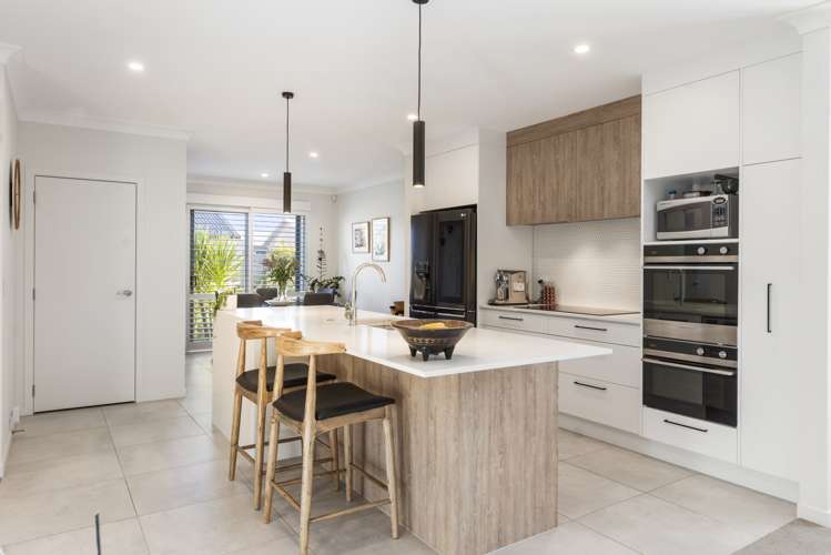 15a Marine Garden Crescent Beachlands_6