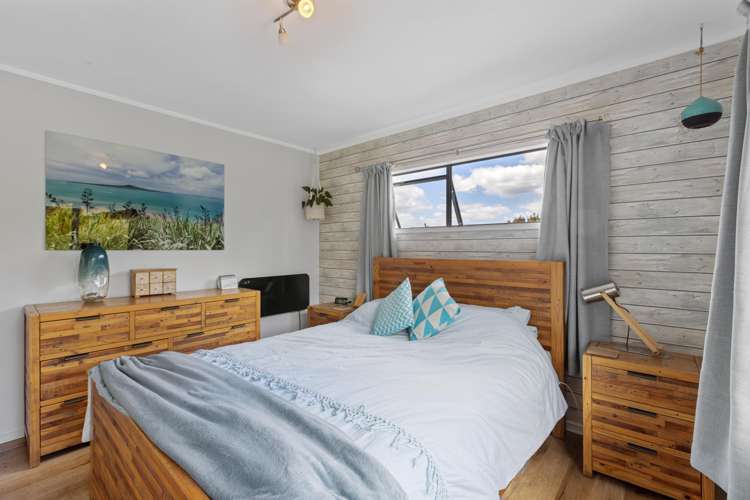 6 Hatfield Heights Hatfields Beach_18