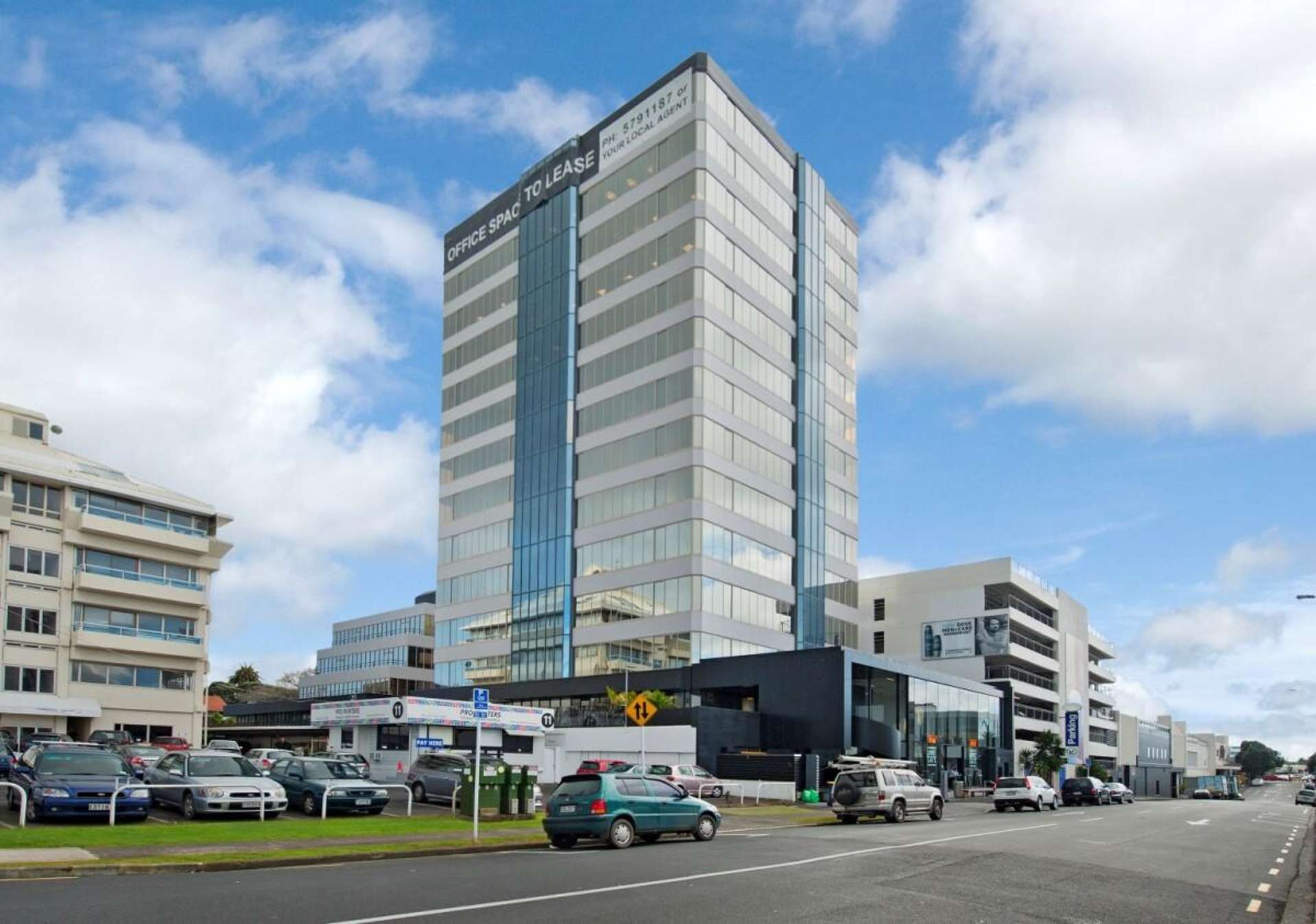 Mezzanine Level, 19-21 Como Street Takapuna_0