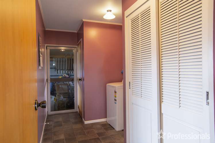 90 Solway Crescent Solway_12