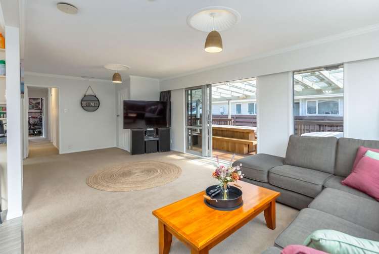 14 Harvard Grove Upper Hutt_9