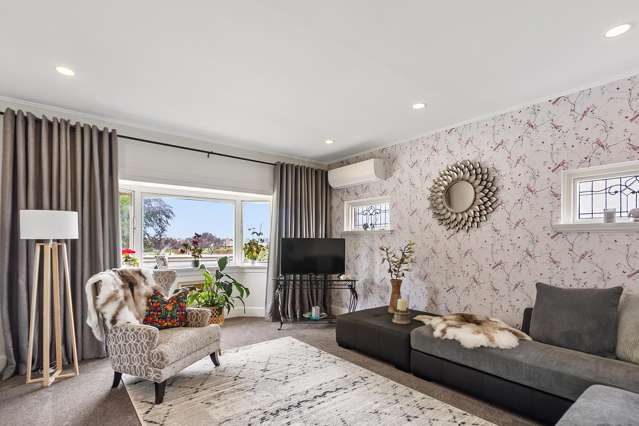 19 Hill View Crescent Highfield_2