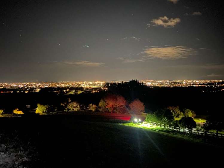 593 Redoubt Road Flat Bush_14