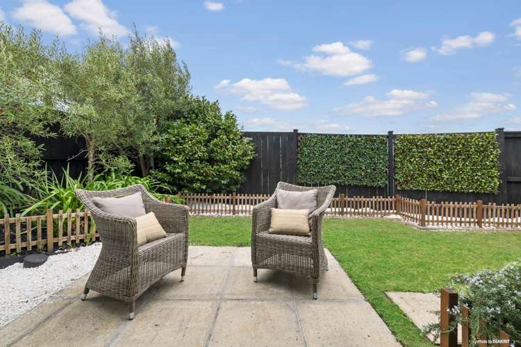 1b Gracechurch Drive Flat Bush_15