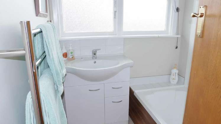 205 Innes Road Saint Albans_13