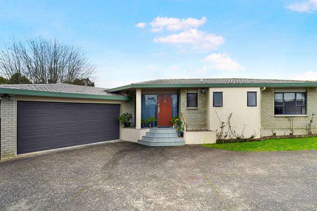 Family Home with One level Brick!