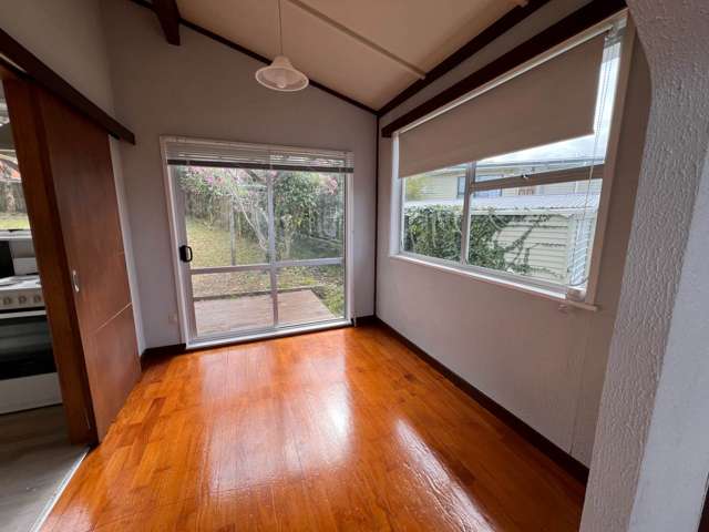 38 Thornlow Street Glendene_3