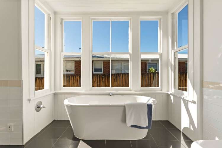 106 Titirangi Road New Lynn_16