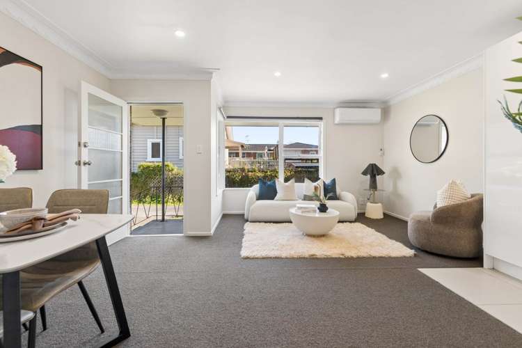 2/22 Kensington Avenue Mt Eden_2