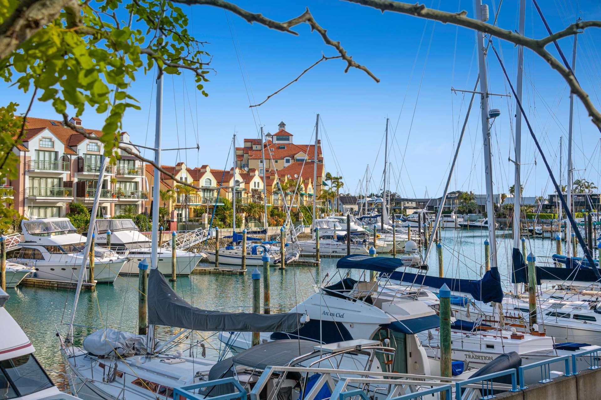 41 Waterside Crescent Gulf Harbour_0