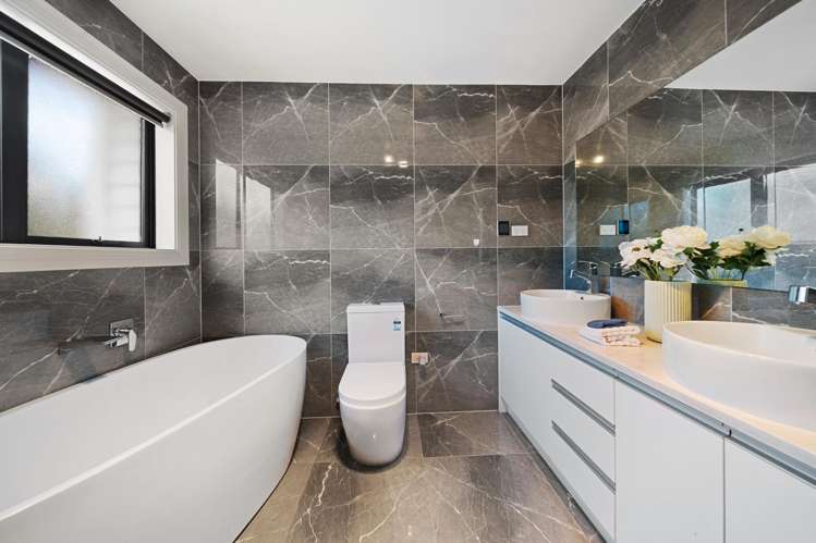 12 Drover Close Flat Bush_26