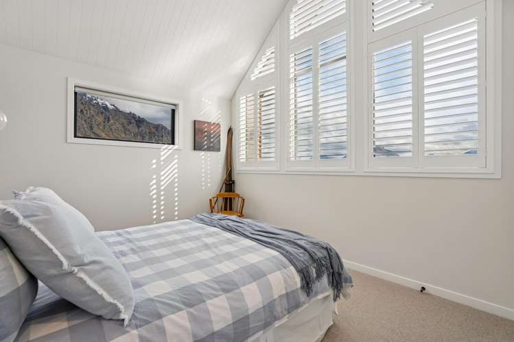 4 McKellar Drive Jacks Point_21