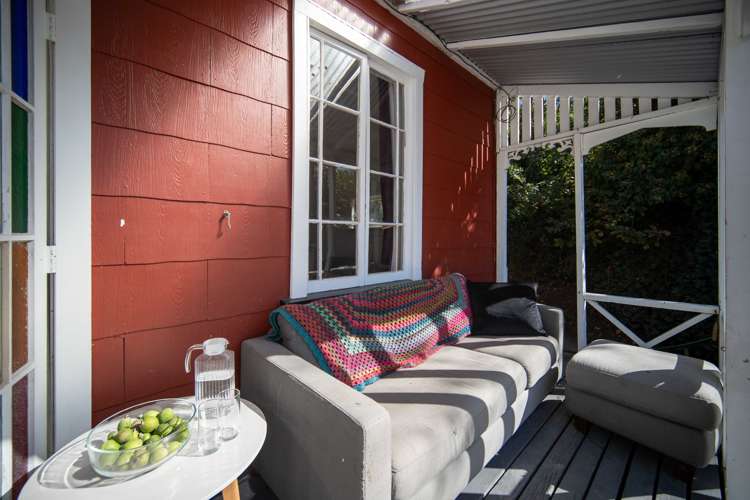 200 Saint Vincent Street Toi Toi_14