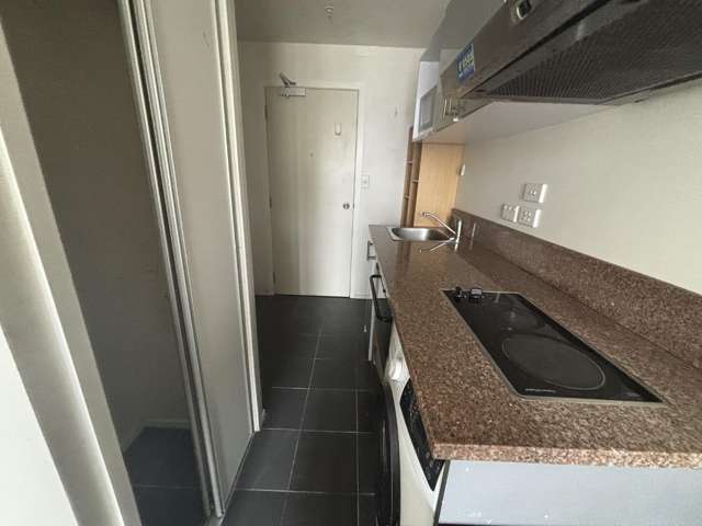 11B/113 Vincent Street City Centre_1