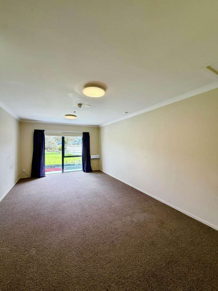 16/25 Weranui Road Waiwera_5