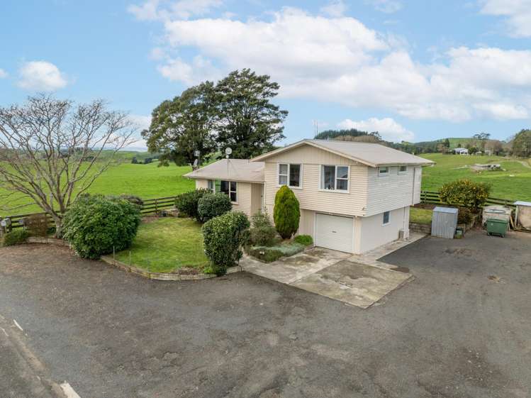 1275 Waotu Road Waotu_16