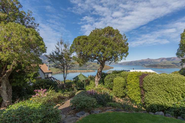 20 Ngaio Grove Robinsons Bay_19