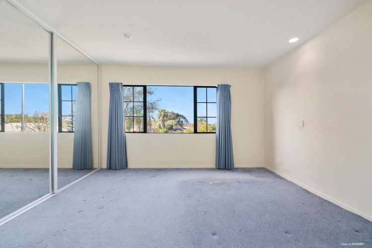 1/14 Mossop Rise Glenfield_9