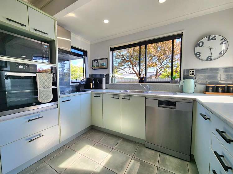 24 Ogilvie Road Gladstone_2