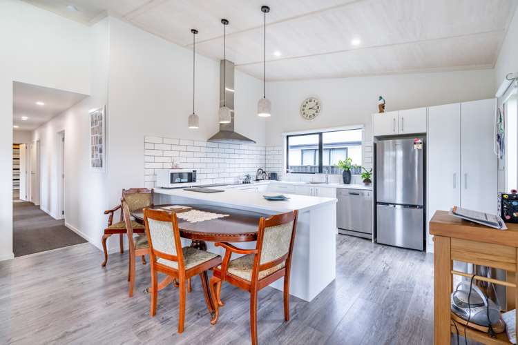 29 Pounamu Drive Te Anau_12