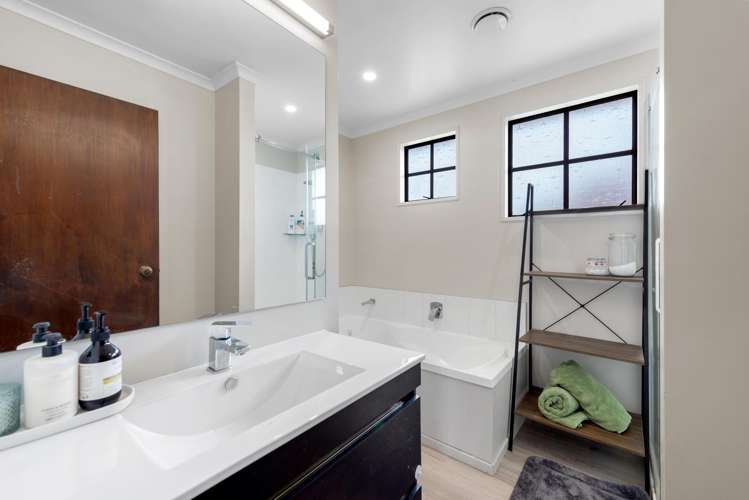 40A Racecourse Road Charlton_21